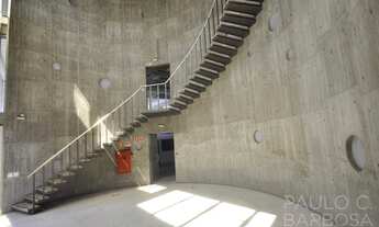 Imagem 3: Imóvel versátil com projeto singular - 1.970m² de área construída - Galpão