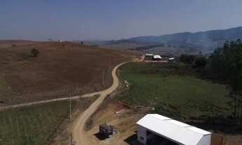 Imagem 6: Fazenda Completa com Vacas, Touros, Tratores. Tem 2565200m² (106 Alqueires) - Caçapava