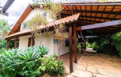 Imagem 4: Condomínio Entre Lagos 1 Etapa 2 Casas sendo 6 quartos, 650 m² área útil