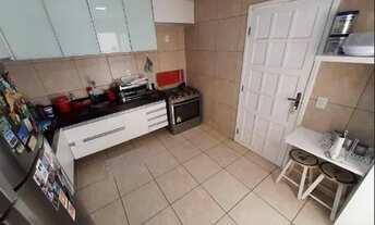 Imagem 5: Casa para venda possui 100 metros quadrados com 3 quartos em Aclimação - São Paulo - SP