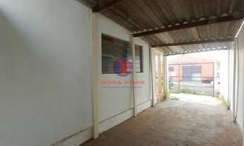 Imagem 2: Parque Industrial - Casa em rua comercial