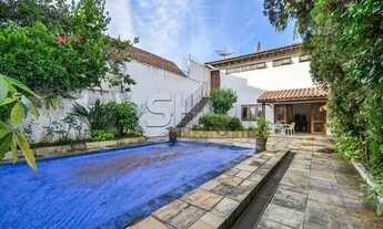 Imagem: Casa com 3 dormitórios nos Jardins com