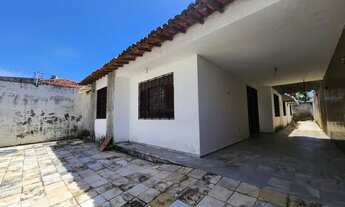 Imagem 2: Casa para venda tem 300 metros quadrados com 4 quartos em Papicu - Fortaleza - CE