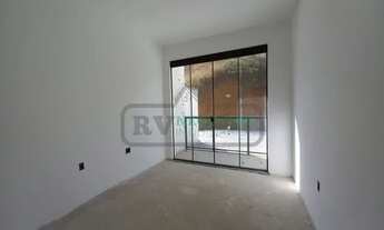 Imagem 7: )(- Linda Casa de Alto Padrão com 3 Quartos Área Gourmet e Ampla Área Externa em Aeroport