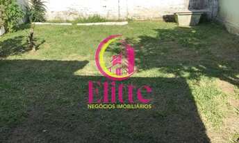 Imagem 6: Casa estilo clássico ao lado da estação Sapucaia