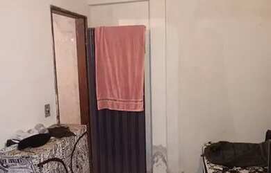 Imagem 2: Casa na Quadra 22 do Buritis 04, meio lote, 85.000