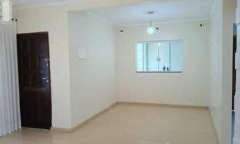 Imagem 3: ÓTIMA CASA INDIVIDUAL 300M² COM 3 DORMITÓRIOS E 5 VAGAS DE GARAGEM - JARDIM BOM CLIMA