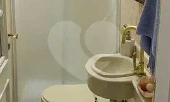 Imagem 4: Casa de Vila com portão no Tatuapé com 4 dormitórios, 1 suíte, 3 banheiros e 1 vaga