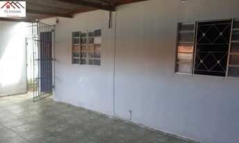 Imagem 2: QR 221 Ótima Casa 2 Quartos mais 1 barraco Escriturada com Hbite-se Aceita Financiamento