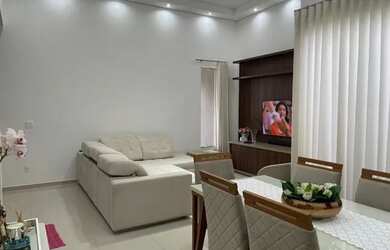 Imagem 4: Casa com piscina Damha