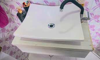 Imagem 6: Boa casa linear com 03 Q. 01 suíte 100 M2 com uma boa edícula no 2 Piso