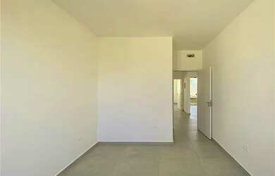 Imagem 7: Casa Recém Construída com Piscina em Guaratuba - Eliana