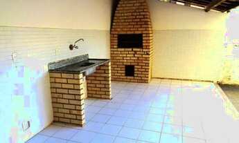 Imagem 5: 2/4 Com 80m2, Varanda, Suíte, Dependência e Garagem no Costa Azul