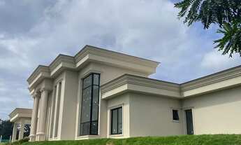 Imagem 3: Casa estilo neoclássico à venda, 329 m² 3 suítes + escritório - Terreno 1038m2no Condomín