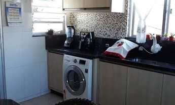 Imagem 2: Lindo sobrado com ótima localização