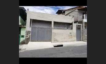 Imagem: Casa com quintal no bairro sagrado coração