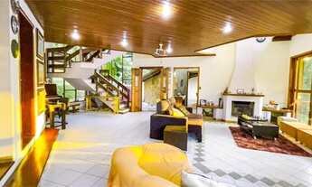 Imagem 7: Casa em condomínio fechado no Alpes da Cantareira com 4 dormitórios (sendo 3 suíte