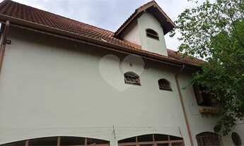 Imagem 6: CASA COM 4 DORMITÓRIOS COM PISCINA VISTA PARA A REPRESA NA SERRA DA CANTAREIRA