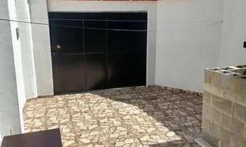 Imagem 3: Casa para aluguel possui 75 metros quadrados com 3 quartos em Campo Grande - Rio de Janeir