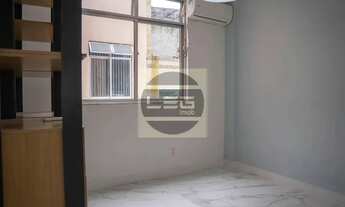 Imagem 4: Apartamento para venda com 60 metros quadrados com 2 quartos em Centro - Rio de Janeiro