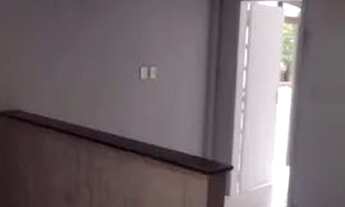 Imagem 5: Alugo ótimo apartamento quarto sala cozinha americana e banheiro e varandinha