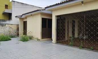 Imagem 2: Casa Disponível para Aluguel Comercial em Frente ao Alameda Caruaru