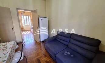 Imagem 5: NO CORAÇÃO VIBRANTE DO CENTRO DO RIO, ESTE CHARMOSO APARTAMENTO MOBILIADO PARA ALUGUEL É A