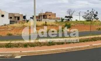 Imagem: Terreno disponível para venda no bairro