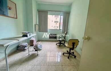 Imagem 2: Centro Galpão / depósito com 1 vaga na garagem