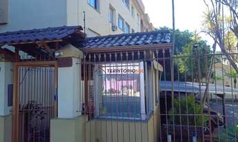 Imagem 2: Apartamento de 2 dormitórios um lance de escada