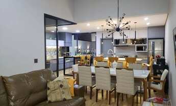 Imagem 2: Casa de condomínio - Térrea com 3 quartos à Venda, Horto Florestal - Sorocaba