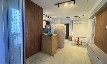 Imagem 3: APARTAMENTO RECÉM REFORMADO DE 1 SUÍTE + LAVABO PARA LOCAÇÃO NO CENTRO DE ALPHAVILLE