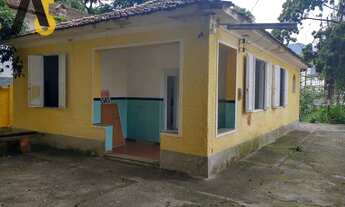 Imagem: Terreno com projeto aprovado para 6 casas