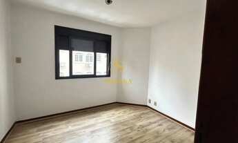 Imagem 6: Apartamento à venda com 4 dormitórios, 2 vagas de garagem cobertas e livres, no Centro, Fl