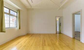 Imagem 3: Casa a venda no Rebouças - 6 Quartos, R$ 1.560.000.00