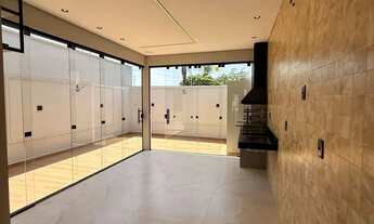 Imagem: Casa de Alto padrão / Financia- Parque