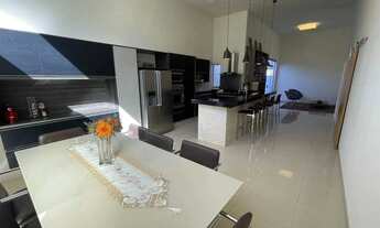 Imagem 3: Casa com 3 dormitórios à venda, 223 m² por R$ 850.000,00 - Pinheiros - Araçatuba/SP