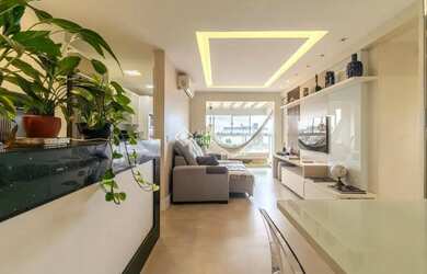 Imagem 2: Apartamento 3 dormitórios, transformado em 2 quartos, 1 vaga no Rossi Fiateci Porto Al