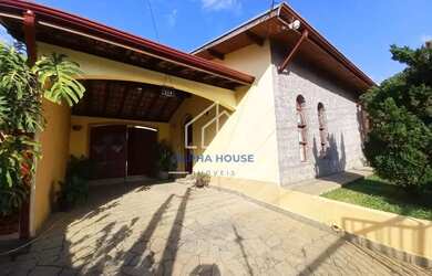 Imagem 3: Casa à Venda Ampla e Bem Localizada - 3 dormitórios - Jardim Rosely, Pindamonhangaba, SP