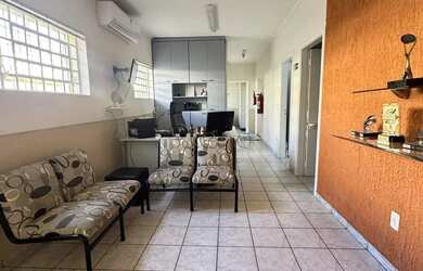 Imagem 3: Casa à venda e para alugar em Campinas, Bosque, com 1 quarto, com 201.4 m²