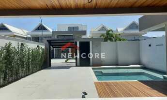 Imagem: Casa de condomínio em Estrada Vereador