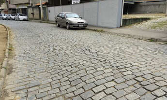 Imagem 5: Alugo está área com galpão de garagem