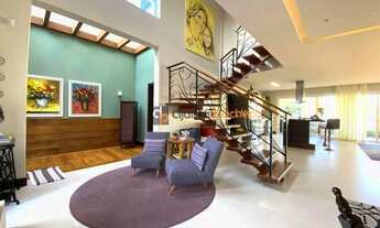 Imagem 2: Casa para Venda em Florianópolis, Estreito, 4 dormitórios, 3 suítes, 4 banheiros, 4 vagas