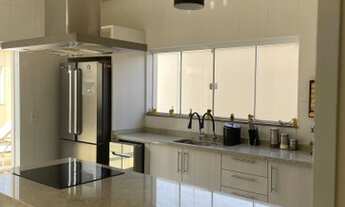 Imagem 6: Sobrado para venda tem 390 metros quadrados com 3 quartos em Colina Verde - Tatuí - SP