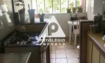 Imagem 3: Apartamento com 4 Quartos e 3 banheiros à Venda na Gavea