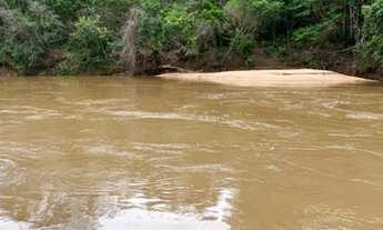 Imagem: 250 Alqs Rio Plana Varias Nascentes Região