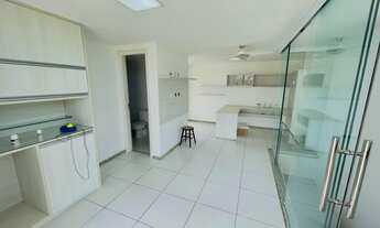 Imagem 4: Cobertura para venda possui 200 com 3 quartos em Costa Azul - Salvador - BA