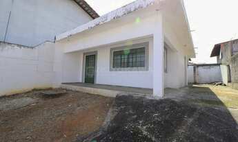 Imagem: Térrea para venda possui 250 metros quadrados