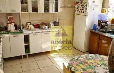 Imagem 3: Sobrado com 4 dormitórios à venda, 175 m² por R$ 440.000 - Ideal para Investimento - Parqu