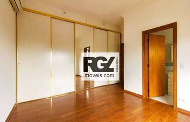 Imagem 4: Apartamento amplo, elegante e espaçoso, com 283m², 3 dormitórios, sendo 3 suítes com armár